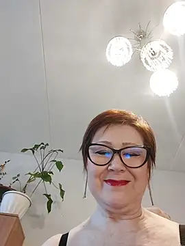 Snapshot of Fire_Night chatting on November 29, 2025, 7:55 am Fire Night online show from November 29, 2025, 7:55 am