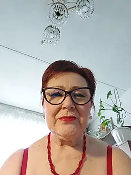 Snapshot of Fire_Night chatting on February 12, 2026, 8:20 am Fire Night online show from February 12, 2026, 8:20 am