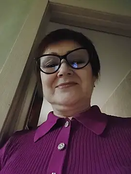 Snapshot of Fire_Night chatting on April 23, 2026, 4:09 pm Fire Night online show from April 23, 2026, 4:09 pm
