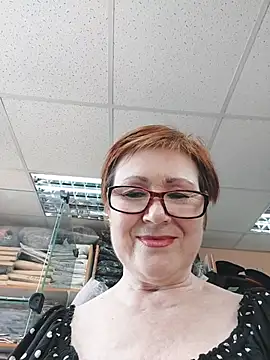 Snapshot of Fire_Night chatting on July 10, 2026, 11:24 am Fire Night online show from July 10, 2026, 11:24 am