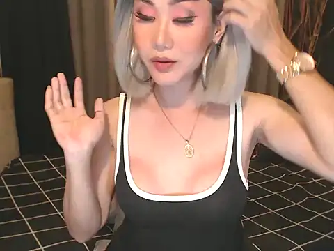 Snapshot of JustForCassie chatting on March 10, 2026, 1:10 am JustForCassie online show from March 10, 2026, 1:10 am