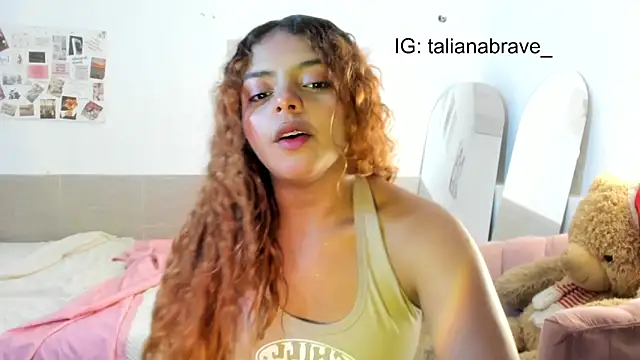 ValienteGirl  online show from October 2, 2025, 3:24 am