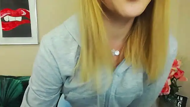 Snapshot of NatalieSexy chatting on January 13, 2025, 7:11 am NatalieSexy online show from January 13, 2025, 7:11 am
