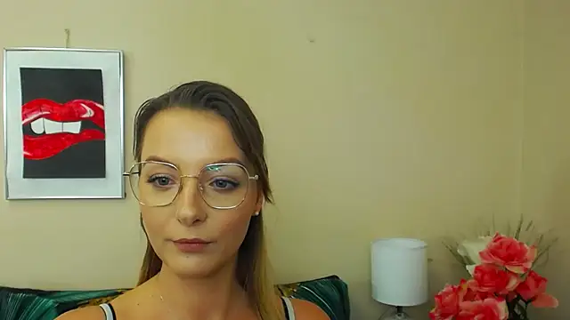 Snapshot of NatalieSexy chatting on January 16, 2025, 10:21 am NatalieSexy online show from January 16, 2025, 10:21 am