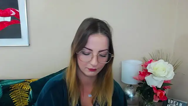 Snapshot of NatalieSexy chatting on February 3, 2025, 10:25 am NatalieSexy online show from February 3, 2025, 10:25 am