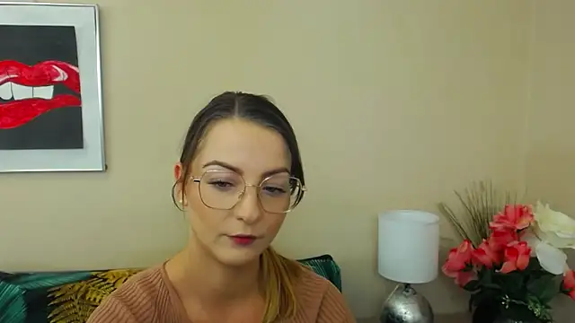 Snapshot of NatalieSexy chatting on February 4, 2025, 7:18 am NatalieSexy online show from February 4, 2025, 7:18 am