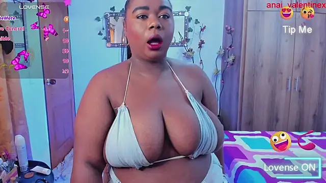 Snapshot of anai_valentinex chatting on January 18, 2026, 3:49 pm anai valentinex online show from January 18, 2026, 3:49 pm