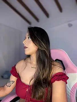 Little Amber6 online show from April 30, 2026, 11:31 pm