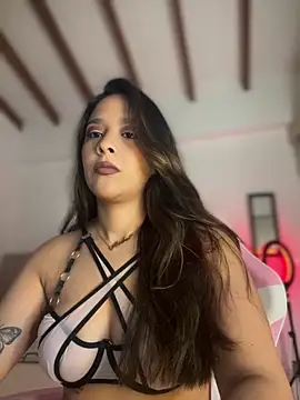 Little Amber6 online show from May 26, 2026, 11:34 pm