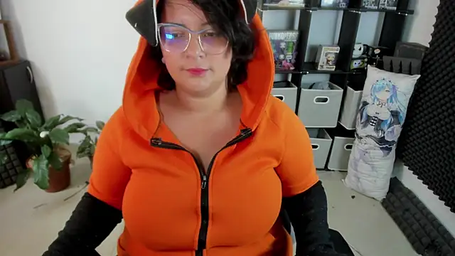 aika-dreams online show from December 16, 2024, 2:27 pm