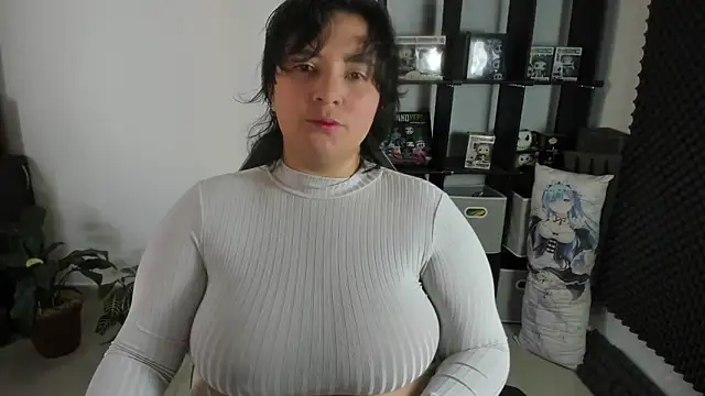 aika-dreams online show from January 16, 2025, 12:20 pm