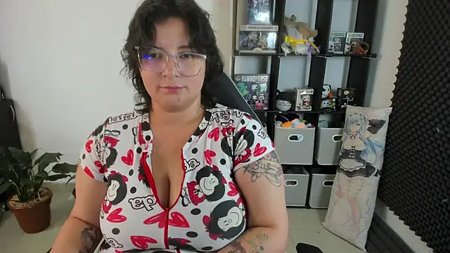 aika-dreams online show from February 26, 2025, 12:14 pm