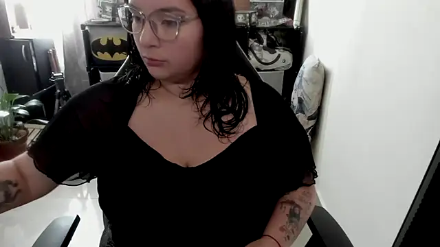 Snapshot of aika-dreams chatting on March 31, 2026, 1:55 pm aika-dreams online show from March 31, 2026, 1:55 pm