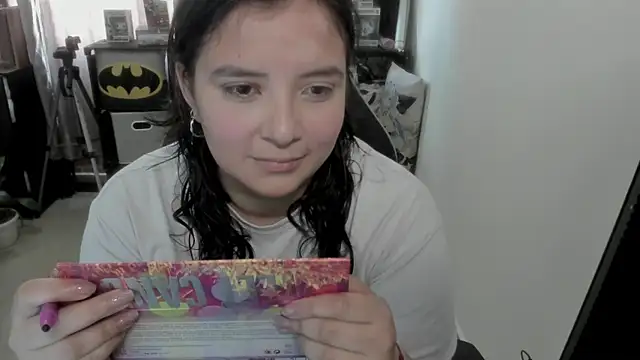aika-dreams online show from July 6, 2026, 1:41 pm