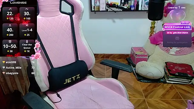 Maggie Fox3 online show from January 7, 2025, 4:08 am