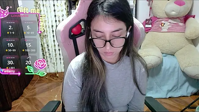 Maggie Fox3 online show from September 27, 2025, 2:49 am