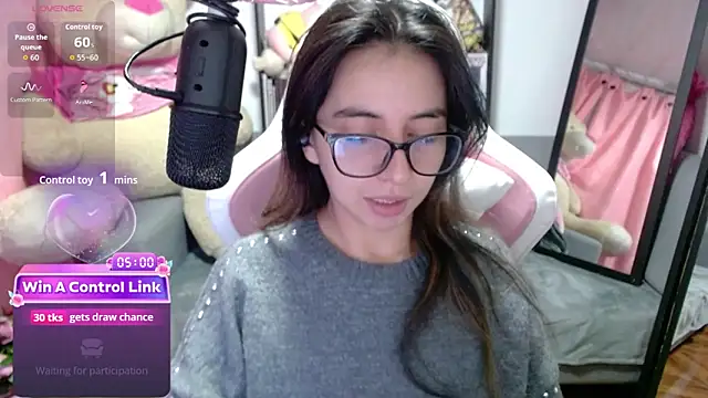 Maggie Fox3 online show from February 25, 2026, 1:37 am