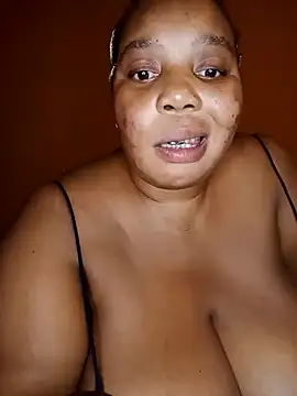 Snapshot of Lovelyboobs01 chatting on February 3, 2025, 9:07 pm Lovelyboobs01 online show from February 3, 2025, 9:07 pm