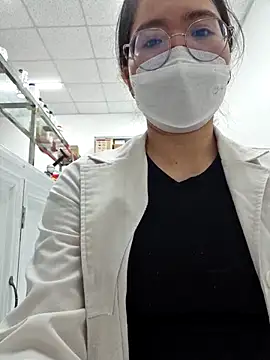 Snapshot of HinaLovely chatting on February 12, 2026, 6:19 am HinaLovely online show from February 12, 2026, 6:19 am