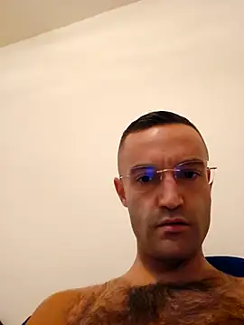 Snapshot of enricso chatting on September 30, 2025, 12:43 pm enricso online show from September 30, 2025, 12:43 pm