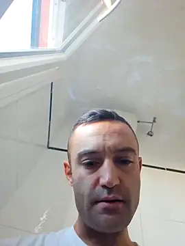 Snapshot of enricso chatting on October 8, 2025, 7:50 am enricso online show from October 8, 2025, 7:50 am