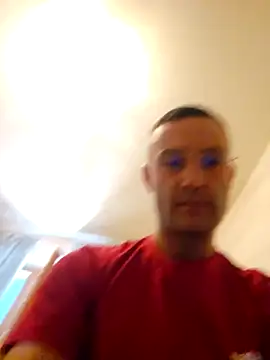 Snapshot of enricso chatting on April 4, 2026, 1:19 pm enricso online show from April 4, 2026, 1:19 pm