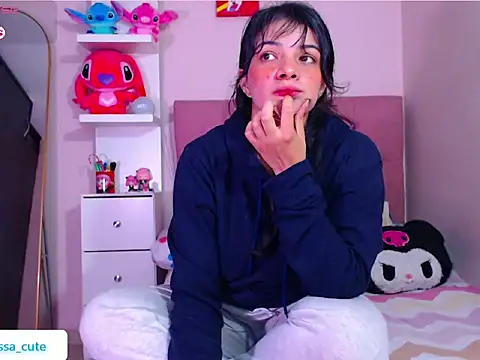 Vannessa  Shy online show from December 13, 2025, 9:09 pm