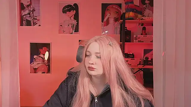 Snapshot of _AnnaStark_ chatting on April 3, 2026, 8:18 pm AnnaStark online show from April 3, 2026, 8:18 pm