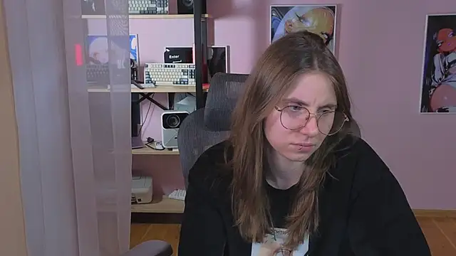 Snapshot of _AnnaStark_ chatting on April 8, 2026, 8:20 pm AnnaStark online show from April 8, 2026, 8:20 pm