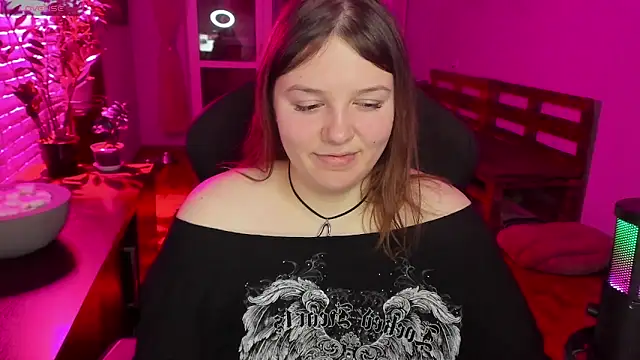 XNirvanaX online show from December 16, 2025, 2:38 am