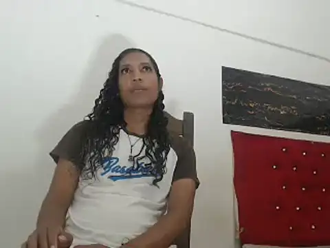 Snapshot of shairaStarr chatting on December 13, 2024, 10:45 pm shairaStarr online show from December 13, 2024, 10:45 pm