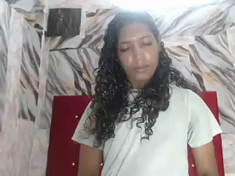 Snapshot of shairaStarr chatting on January 21, 2025, 3:10 pm shairaStarr online show from January 21, 2025, 3:10 pm