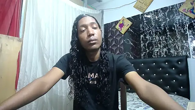 Snapshot of shairaStarr chatting on February 14, 2025, 12:14 pm shairaStarr online show from February 14, 2025, 12:14 pm