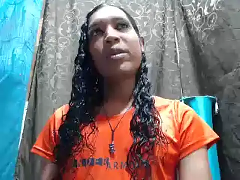Snapshot of shairaStarr chatting on September 9, 2025, 1:32 pm shairaStarr online show from September 9, 2025, 1:32 pm