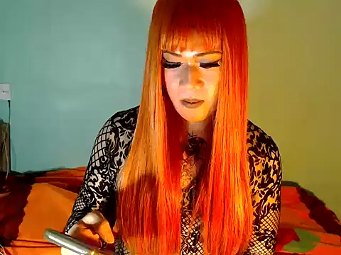 Snapshot of Hugeladycockmarga chatting on December 20, 2024, 2:19 am Hugeladycockmarga online show from December 20, 2024, 2:19 am