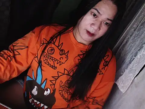 Snapshot of Hugeladycockmarga chatting on January 18, 2026, 12:53 pm Hugeladycockmarga online show from January 18, 2026, 12:53 pm