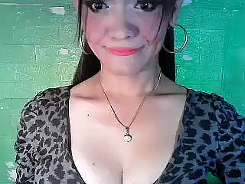 Snapshot of Rosebaumgardner1234 chatting on February 14, 2025, 1:18 pm Rosebaumgardner1234 online show from February 14, 2025, 1:18 pm