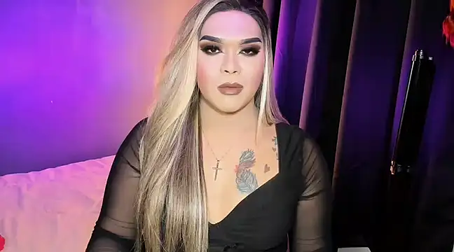 VictoriaEliz online show from March 17, 2025, 6:00 pm