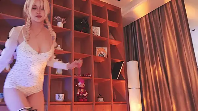 Snapshot of hyun_chia chatting on October 22, 2025, 9:36 pm hyun chia online show from October 22, 2025, 9:36 pm