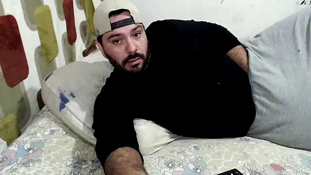 Snapshot of lucasprloco chatting on December 4, 2024, 11:46 pm lucasprloco online show from December 4, 2024, 11:46 pm