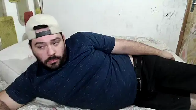 Snapshot of lucasprloco chatting on December 16, 2024, 3:08 am lucasprloco online show from December 16, 2024, 3:08 am