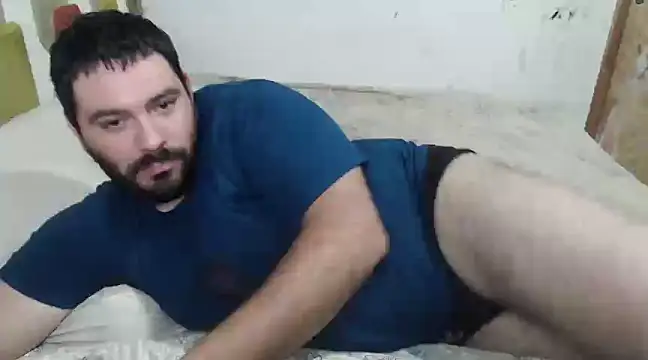 Snapshot of lucasprloco chatting on December 21, 2024, 2:30 am lucasprloco online show from December 21, 2024, 2:30 am