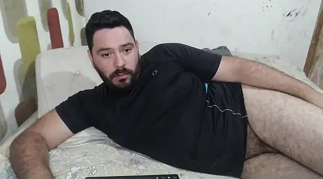 Snapshot of lucasprloco chatting on December 31, 2024, 5:40 pm lucasprloco online show from December 31, 2024, 5:40 pm