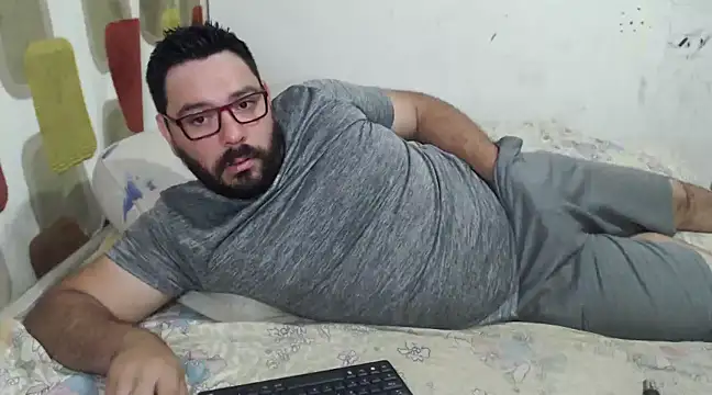 Snapshot of lucasprloco chatting on January 8, 2025, 2:25 pm lucasprloco online show from January 8, 2025, 2:25 pm