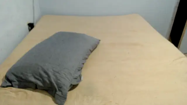 Snapshot of lucasprloco chatting on February 15, 2025, 2:15 am lucasprloco online show from February 15, 2025, 2:15 am