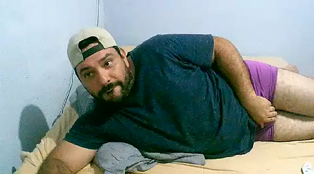 Snapshot of lucasprloco chatting on March 4, 2025, 12:39 am lucasprloco online show from March 4, 2025, 12:39 am
