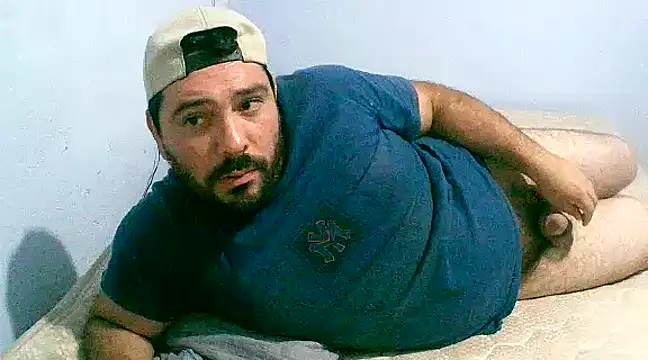 Snapshot of lucasprloco chatting on March 6, 2025, 12:21 am lucasprloco online show from March 6, 2025, 12:21 am