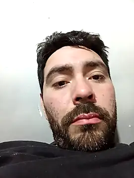 Snapshot of lucasprloco chatting on October 23, 2025, 10:08 pm lucasprloco online show from October 23, 2025, 10:08 pm