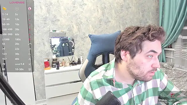 Snapshot of Morlaios chatting on February 10, 2025, 10:30 pm Morlaios online show from February 10, 2025, 10:30 pm