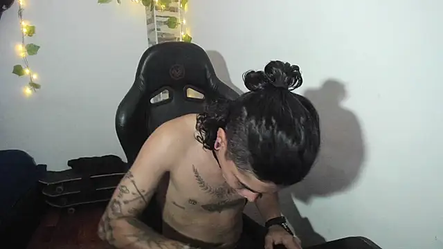 Snapshot of saad_man chatting on November 21, 2025, 12:54 am saad man online show from November 21, 2025, 12:54 am